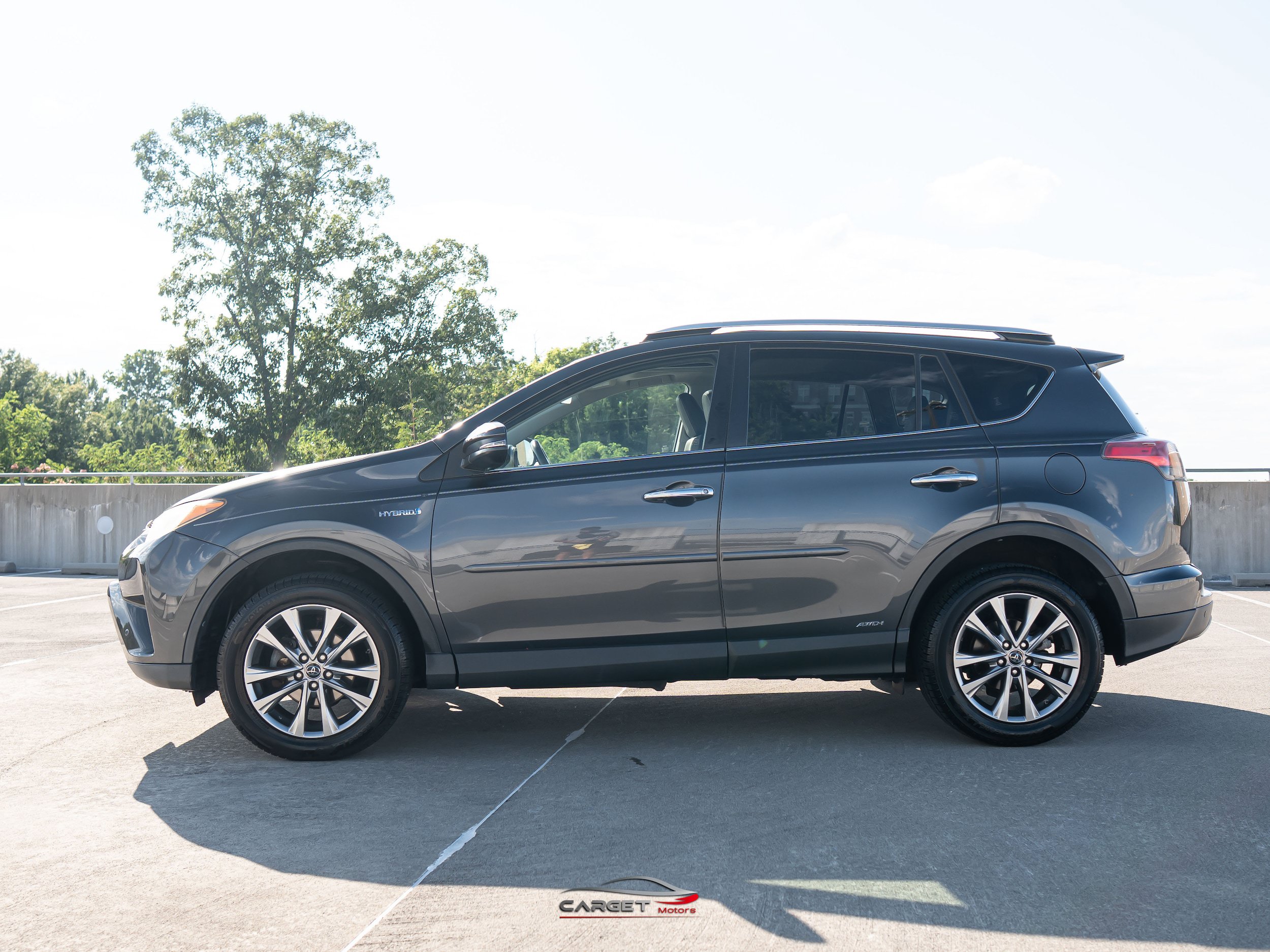 Used 2016 Toyota RAV4 Limited AWD/4WD image 4