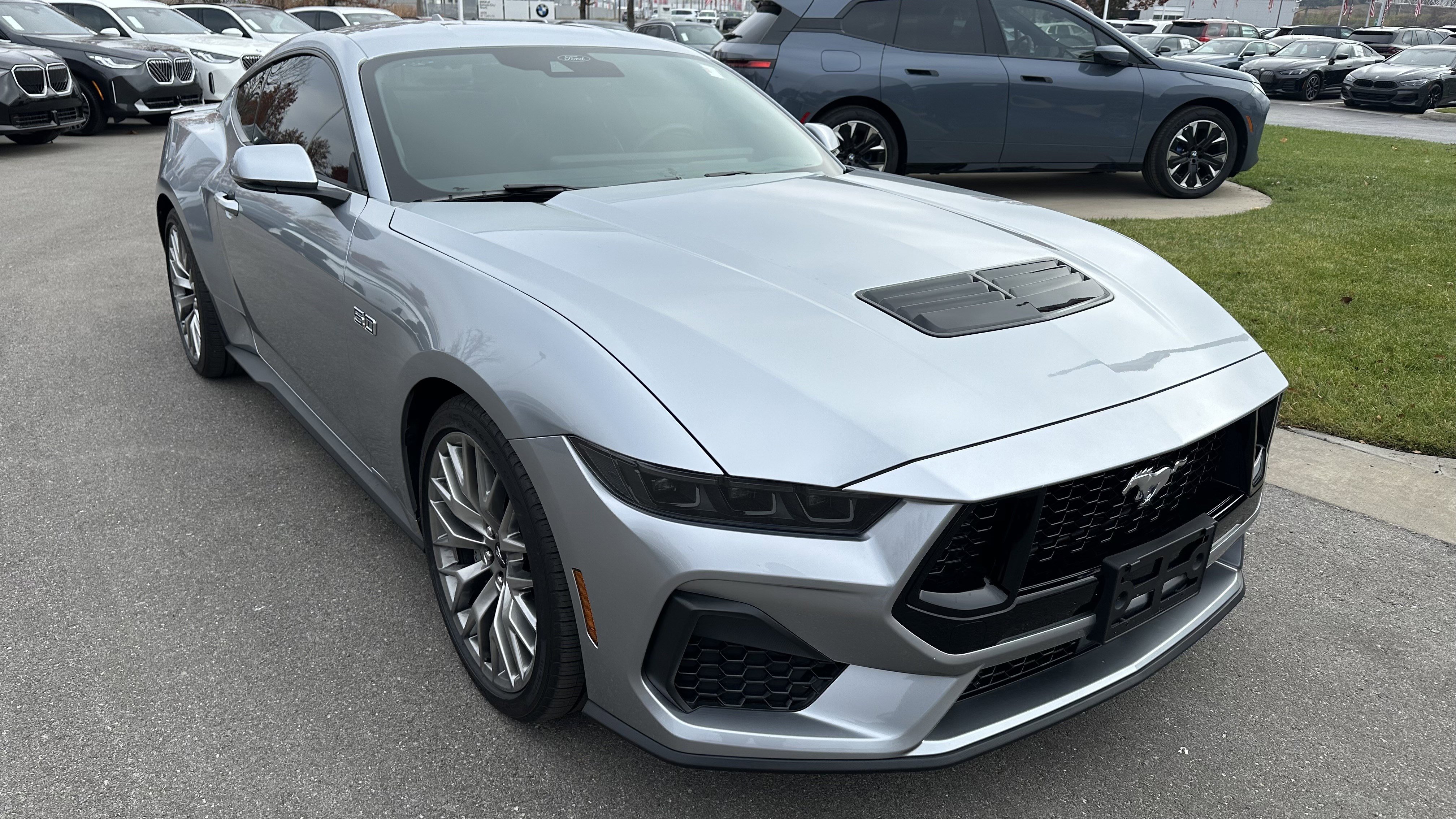 Used 2025 Ford Mustang GT Premium image 2