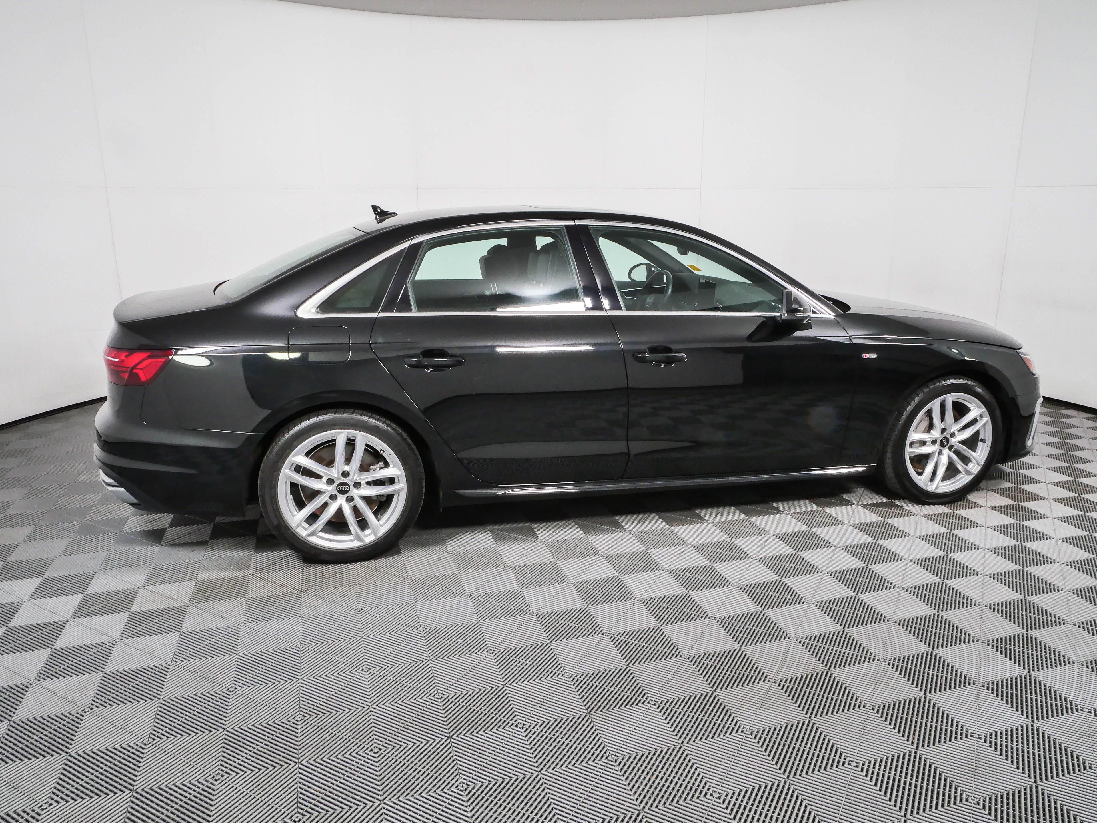 Used 2023 Audi A4 2.0T Premium Plus w/ Premium Plus Package AWD/4WD image 2