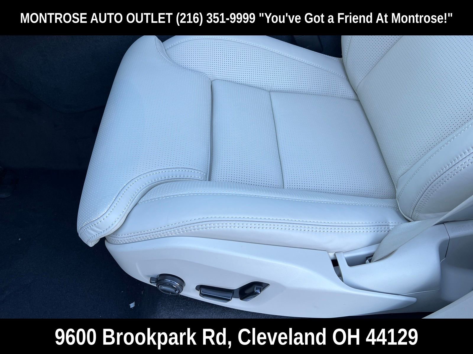 New 2026 Volvo XC90 B6 Ultra w/ Protection Package Premier image 18