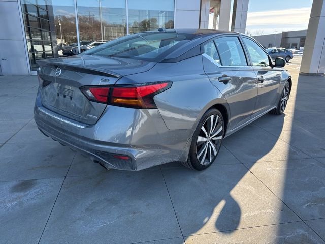 Used 2022 Nissan Altima 2.0 SR image 7