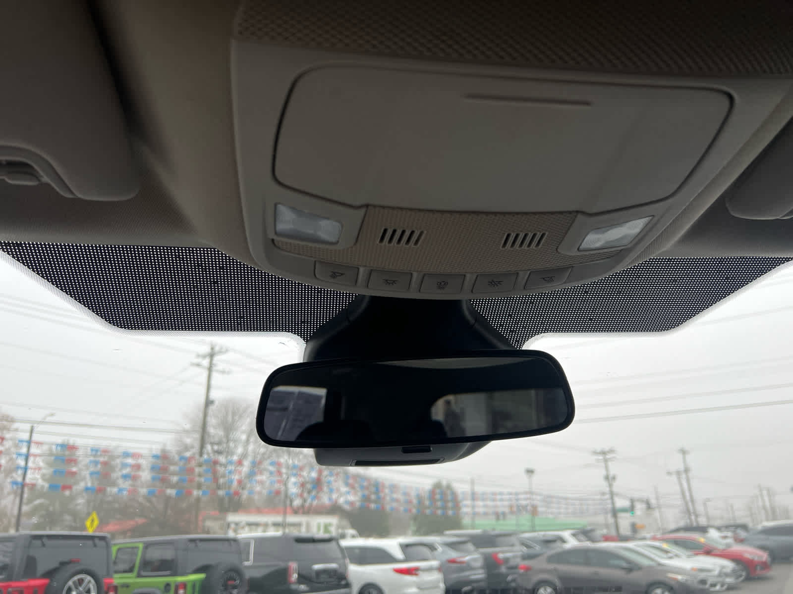 Used 2022 Ford Edge SE image 34