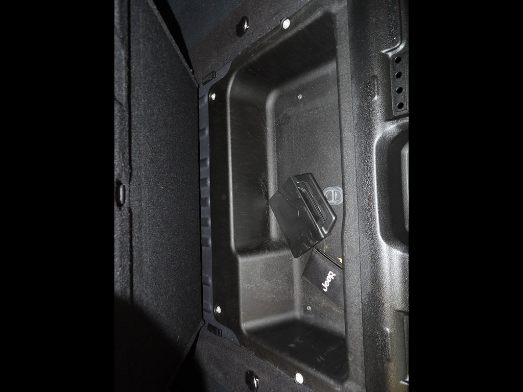 Used 2024 Jeep Wrangler Unlimited Sport AWD/4WD image 20