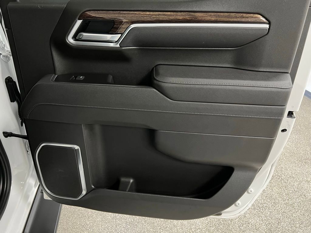 Used 2025 GMC Sierra 1500 Elevation w/ Elevation Premium Package image 59