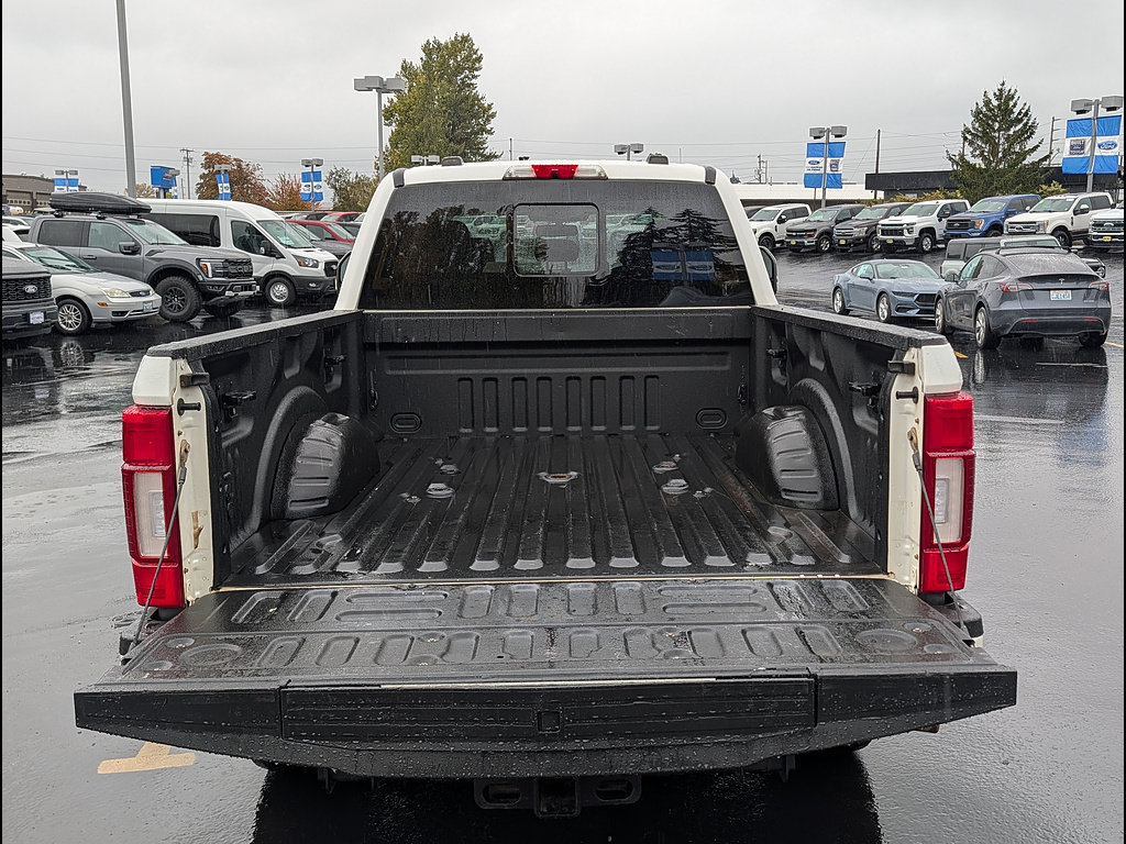 Used 2021 Ford F350 Limited AWD/4WD image 7