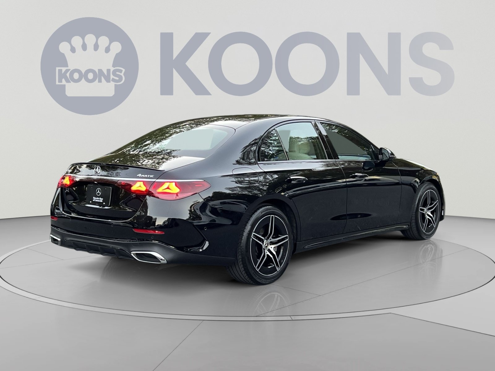 Certified 2025 Mercedes-Benz E 350 4MATIC Sedan w/ Driver Assistance Package image 11