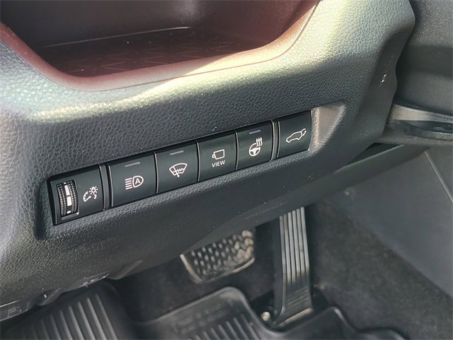 Used 2019 Toyota RAV4 Limited image 14
