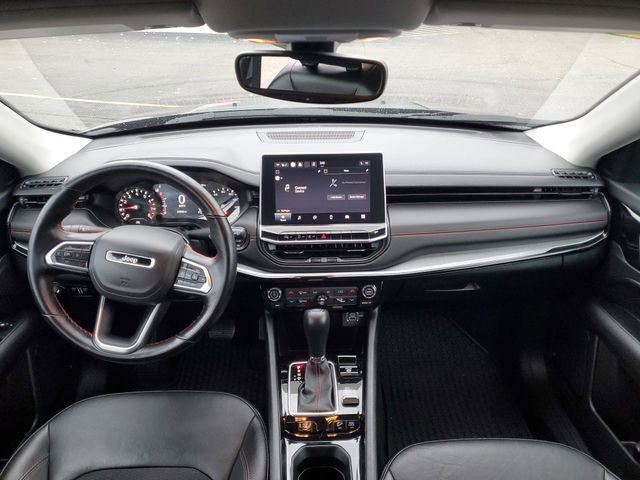 Used 2022 Jeep Compass Trailhawk w/ Trailhawk Convenience Group image 28