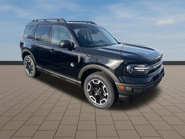 Used 2024 Ford Bronco Sport Outer Banks w/ Tech Package image 9