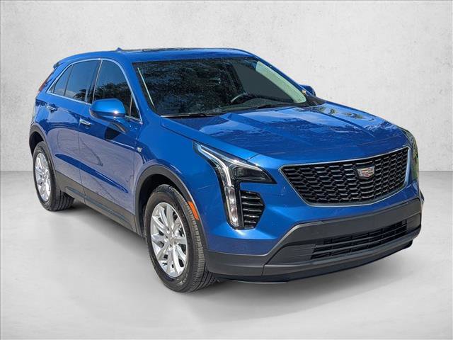 Used 2023 Cadillac XT4 Luxury image 3