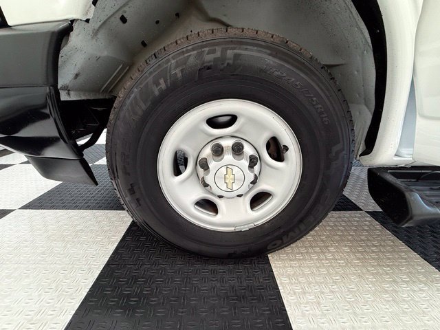Used 2023 Chevrolet Express 3500 LS RWD image 9