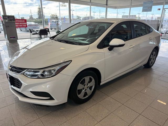 Used 2017 Chevrolet Cruze LS FWD image 6