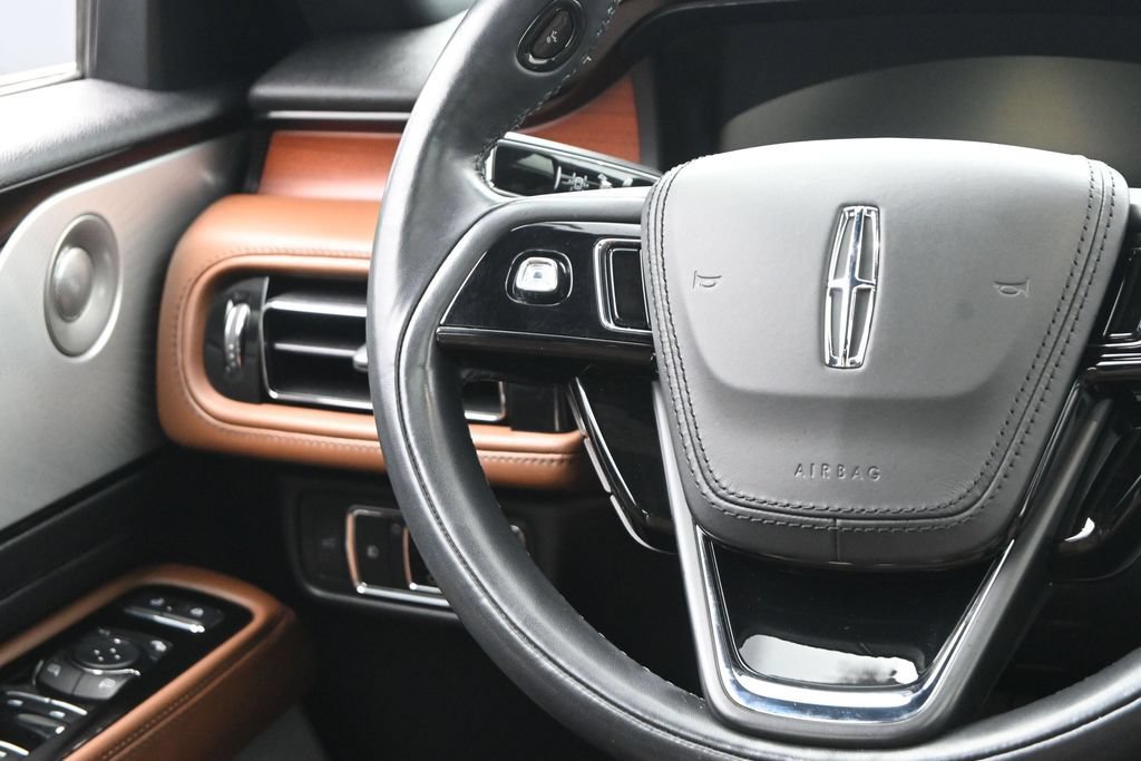 Used 2020 Lincoln Aviator Reserve w/ Equipment Group 202A AWD/4WD image 25