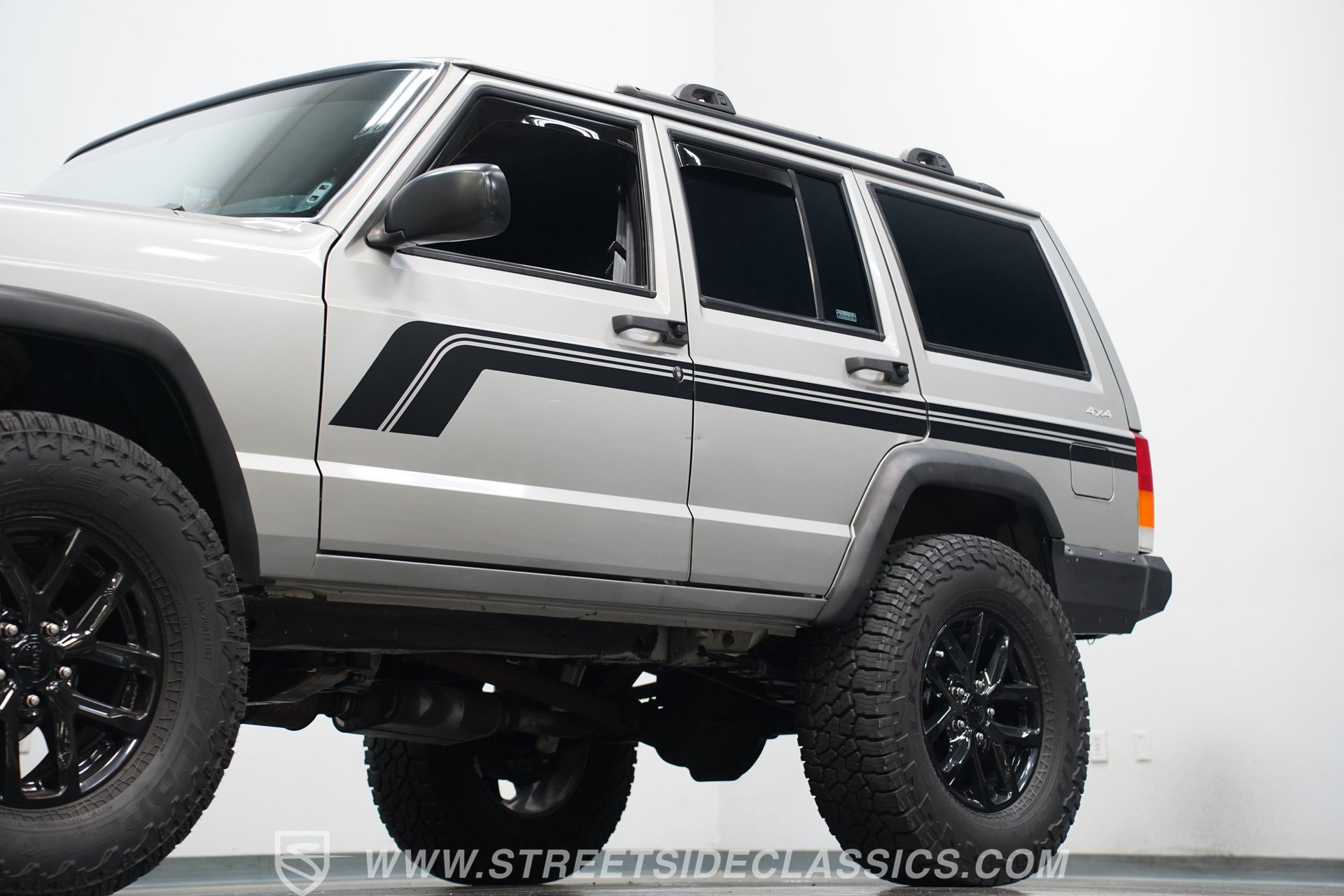 Used 2000 Jeep Cherokee SE image 21