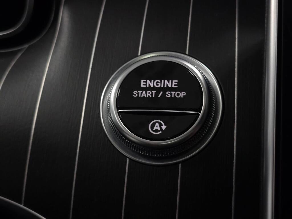 Used 2024 Mercedes-Benz C 300 4MATIC Sedan w/ Exclusive Trim Package image 41