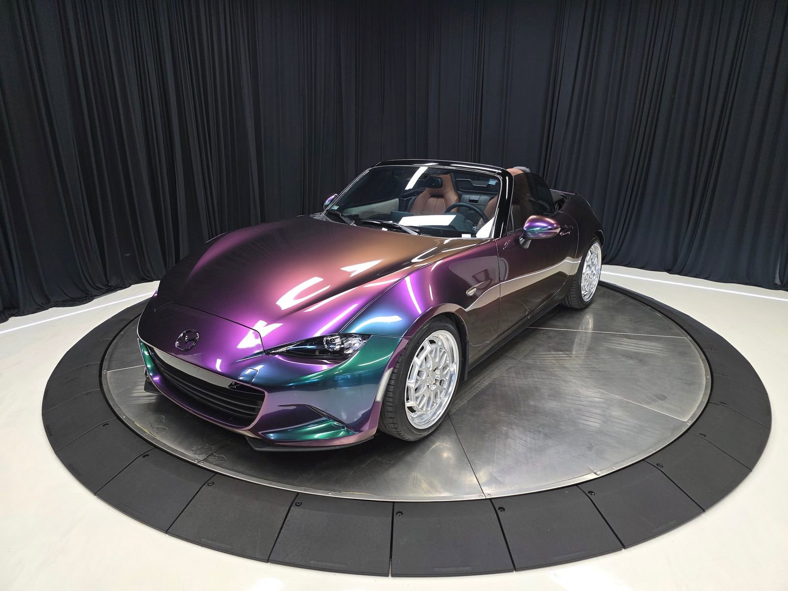 Used 2022 MAZDA MX-5 Miata Grand Touring RWD image 8