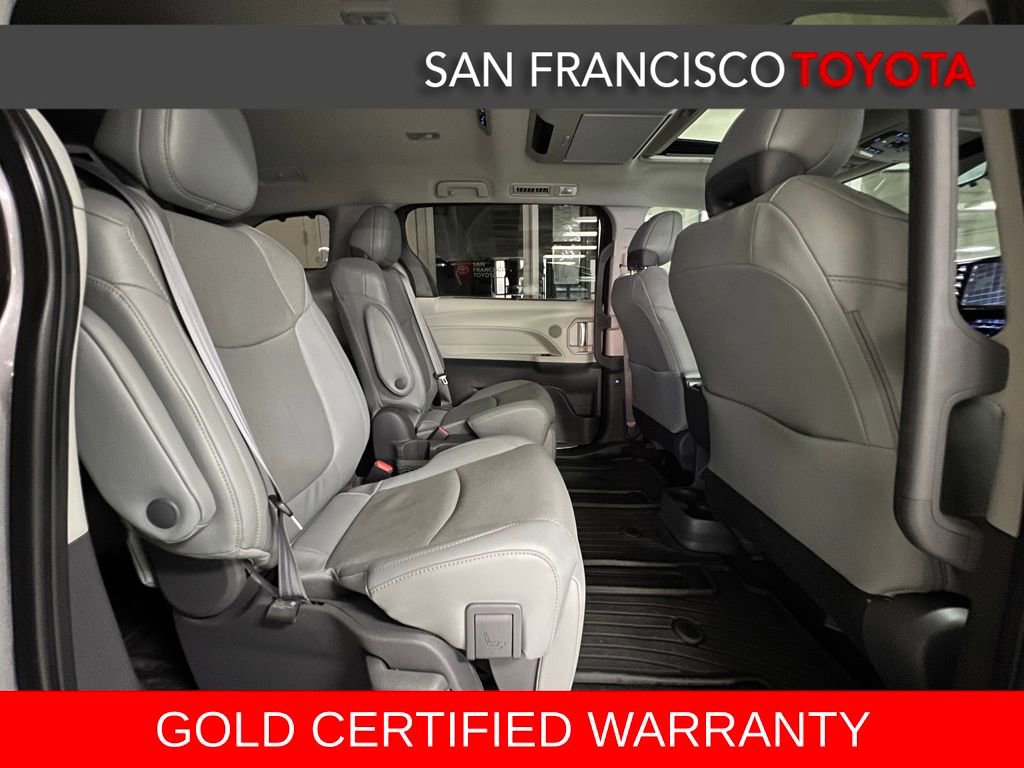 Certified 2021 Toyota Sienna Limited image 19