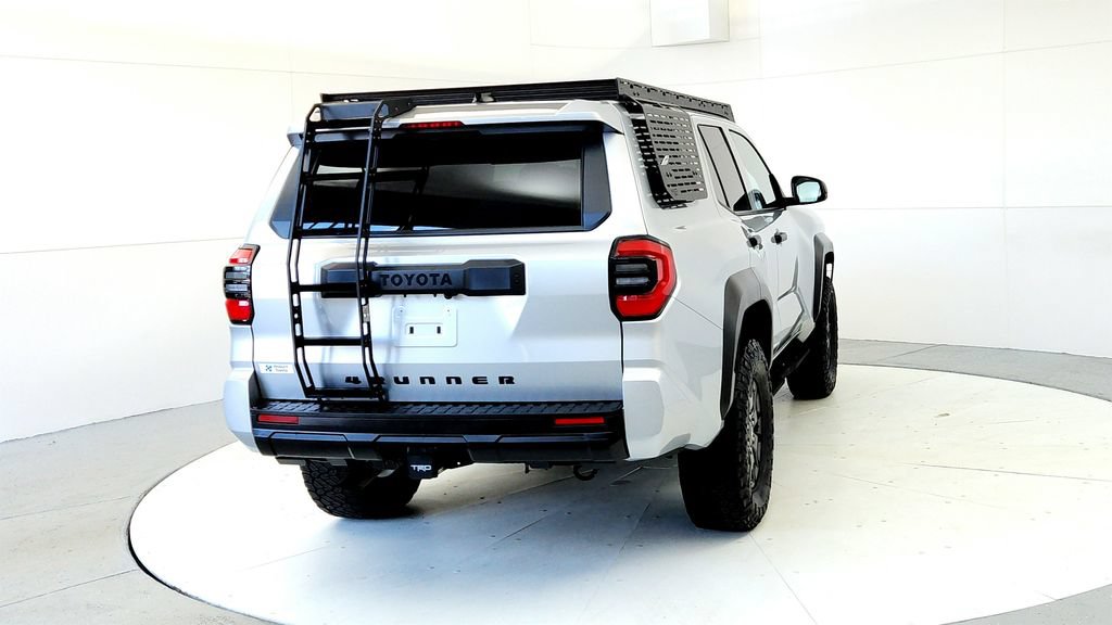 Certified 2025 Toyota 4Runner SR5 AWD/4WD image 5