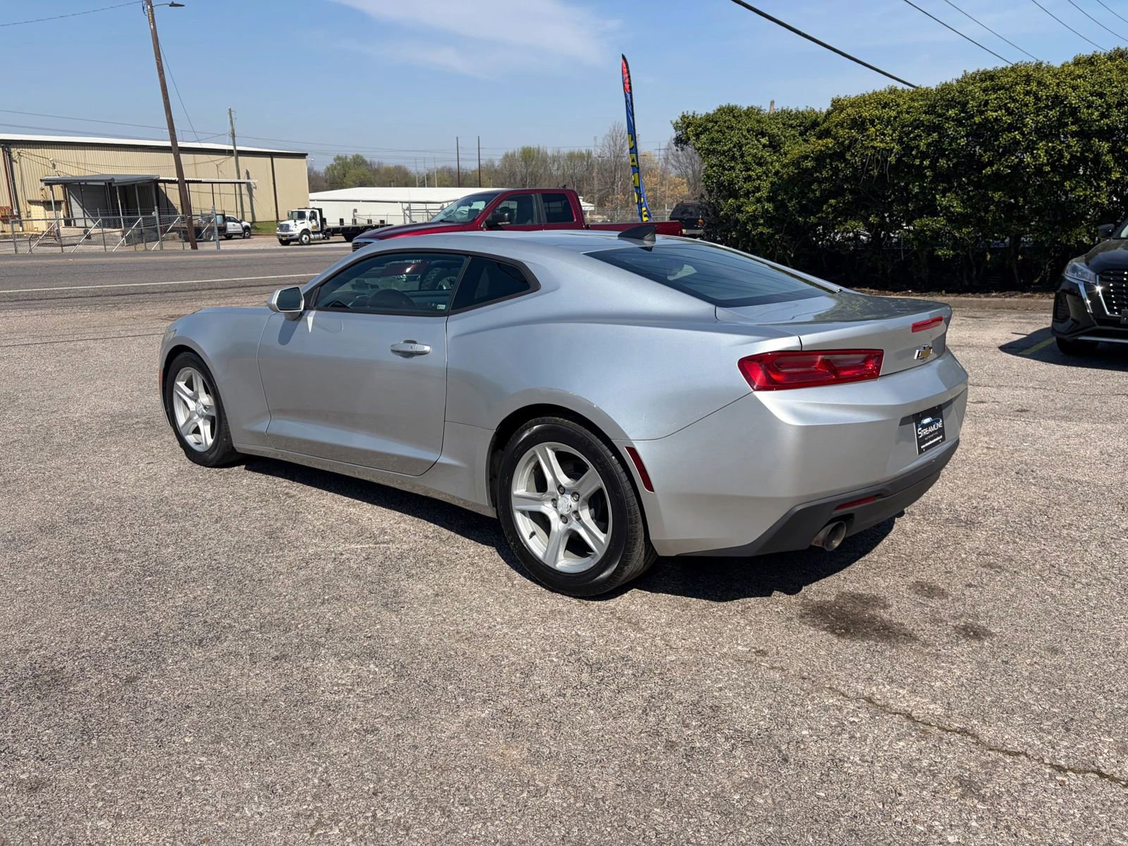 Used 2017 Chevrolet Camaro LT image 8