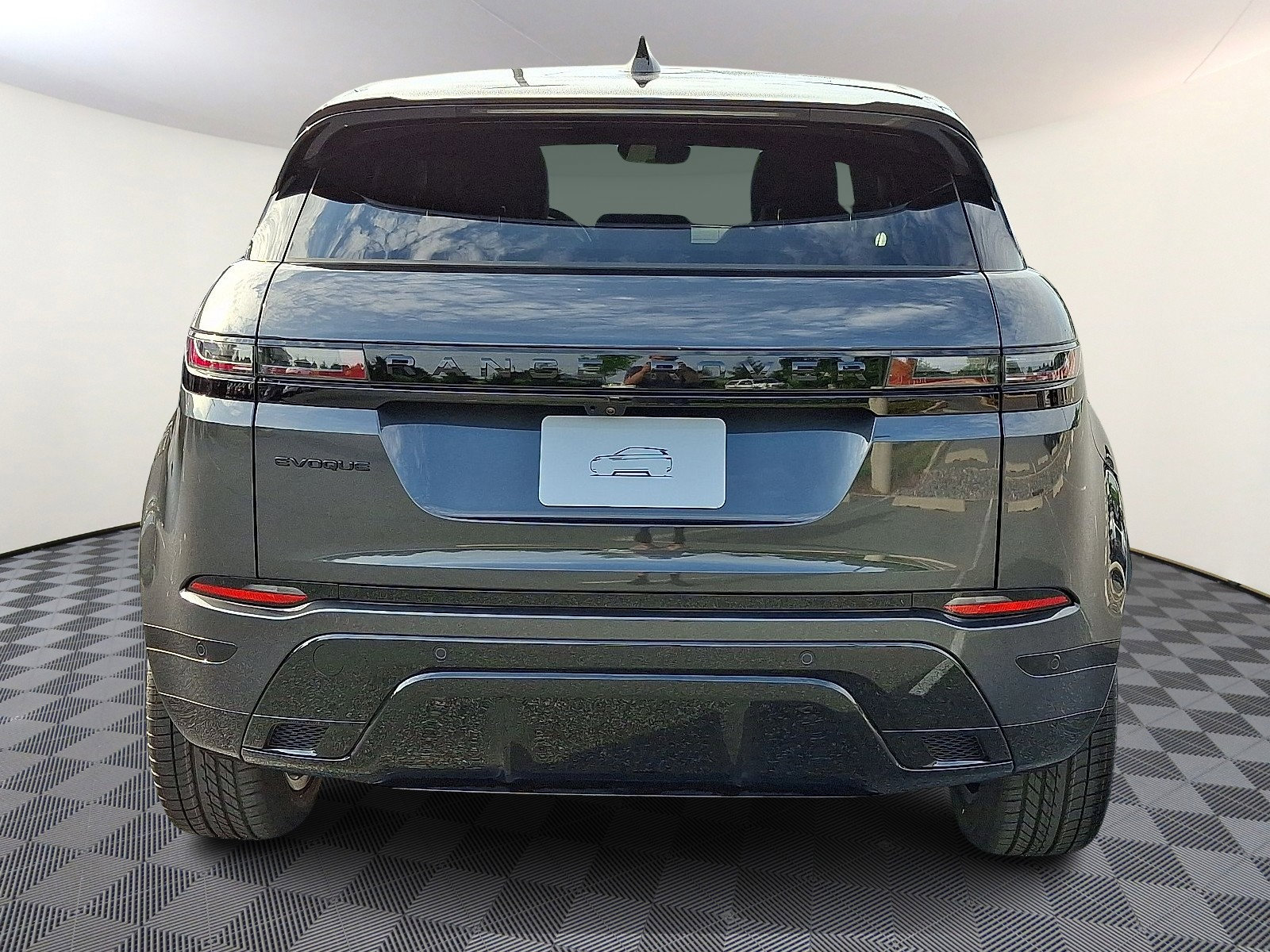 New 2026 Land Rover Range Rover Evoque Dynamic SE image 3