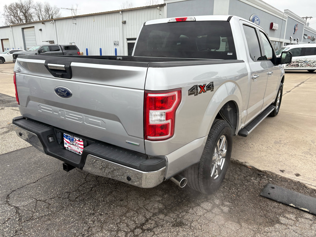 Used 2018 Ford F150 XLT w/ Equipment Group 302A Luxury image 3