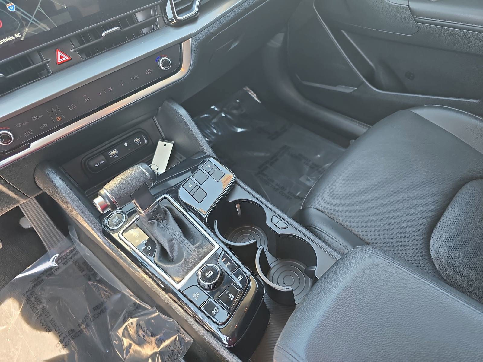 Used 2023 Kia Sportage EX FWD image 27