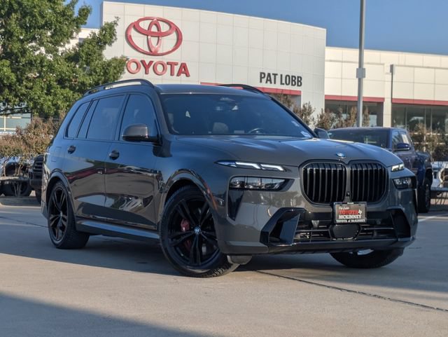 Used 2024 BMW X7 xDrive40i w/ M Sport Package AWD/4WD video 2