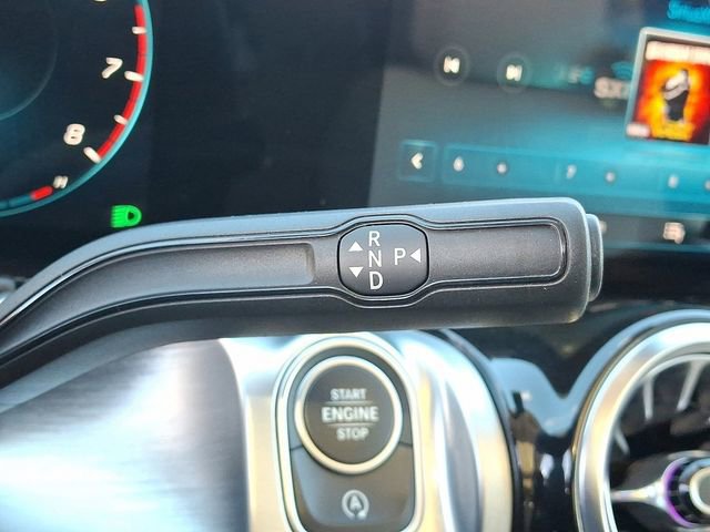 Used 2022 Mercedes-Benz GLB 250 4MATIC image 18