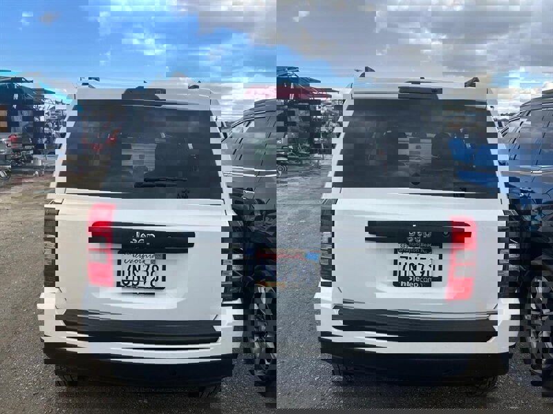 Used 2016 Jeep Patriot Sport FWD image 17