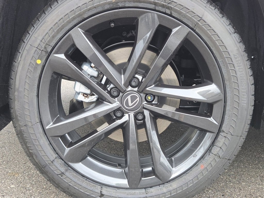 New 2026 Lexus NX 450h+ AWD w/ Luxury Package image 33