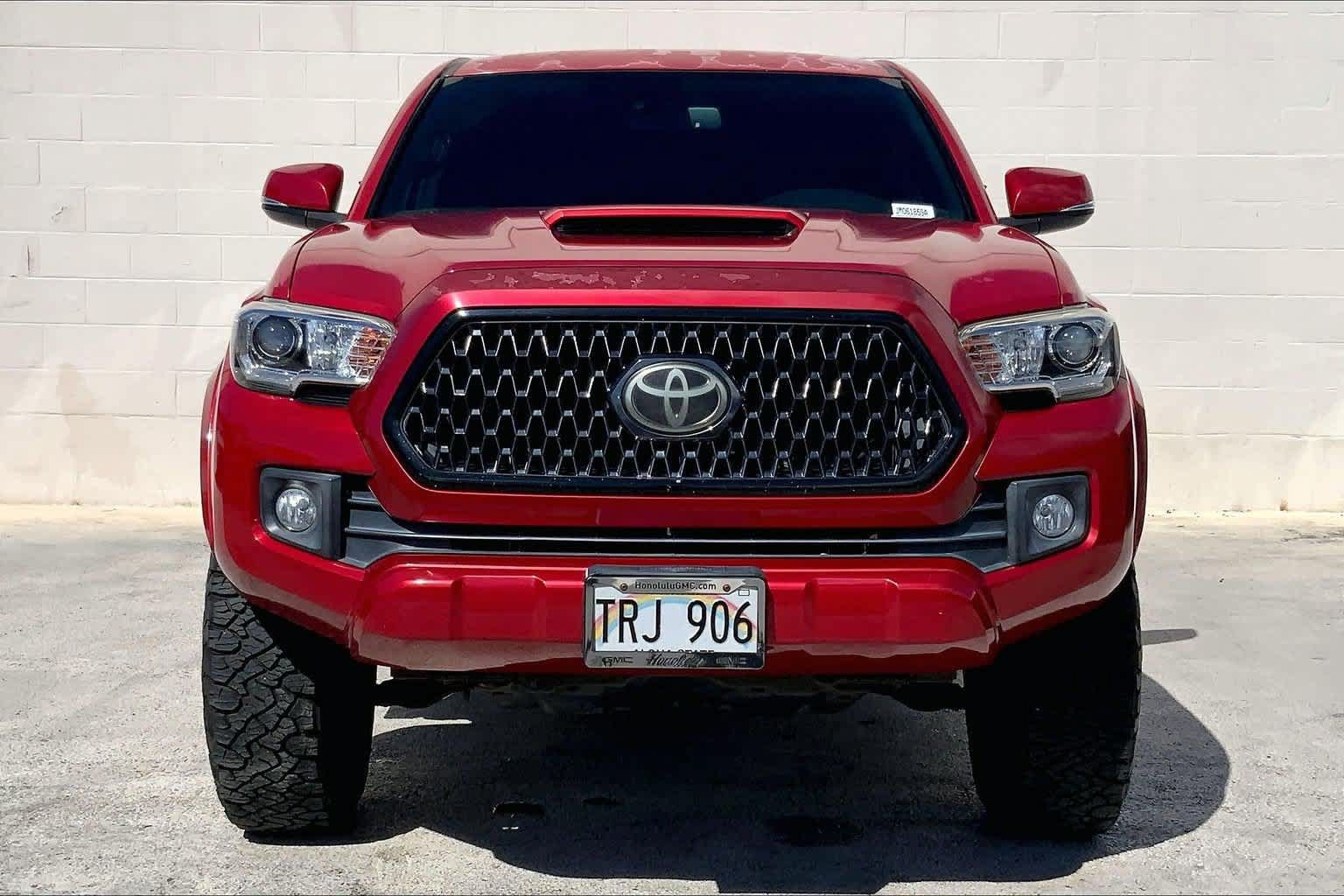 Used 2018 Toyota Tacoma TRD Sport RWD image 6