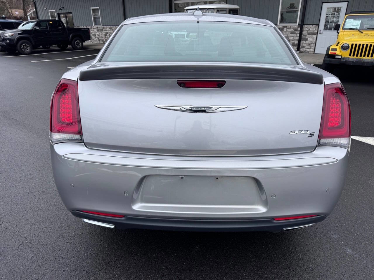 Used 2018 Chrysler 300 S w/ Safetytec Plus Group image 3