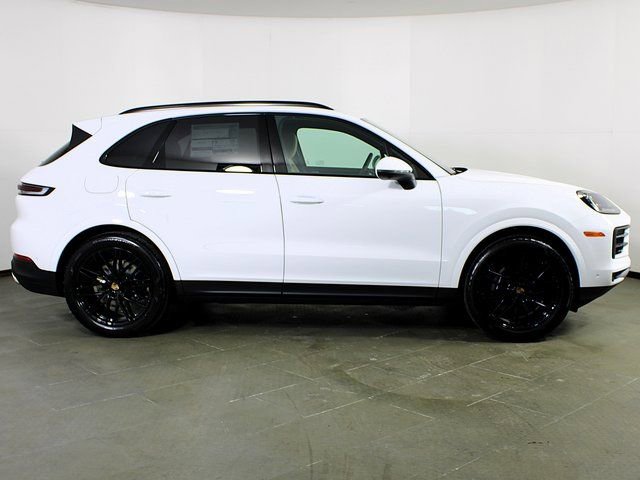 New 2026 Porsche Cayenne AWD/4WD image 8