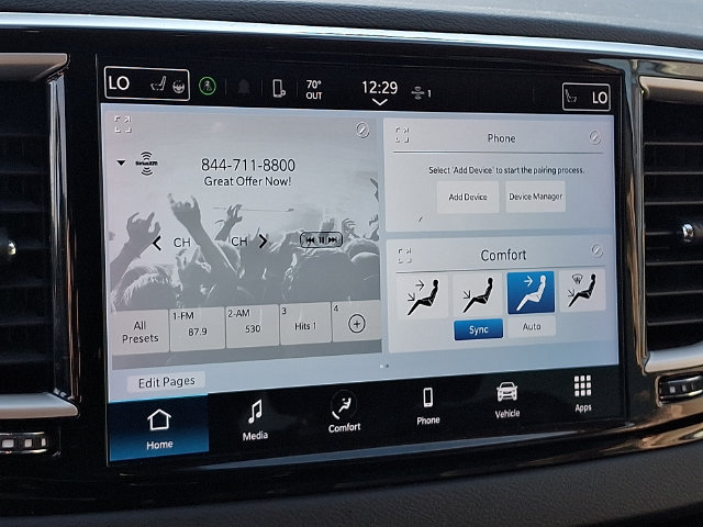 Used 2023 Chrysler Pacifica Touring-L FWD image 17