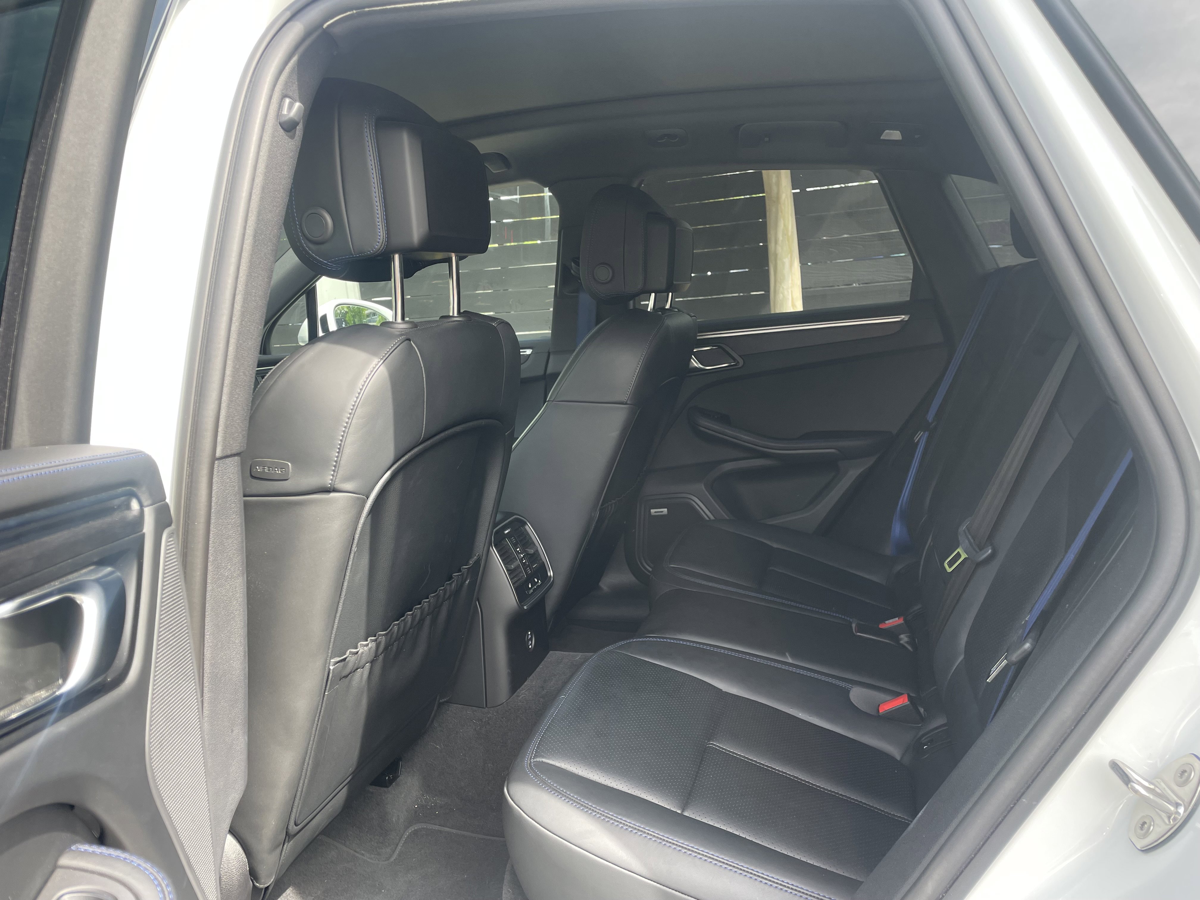 Used 2023 Porsche Macan GTS image 19