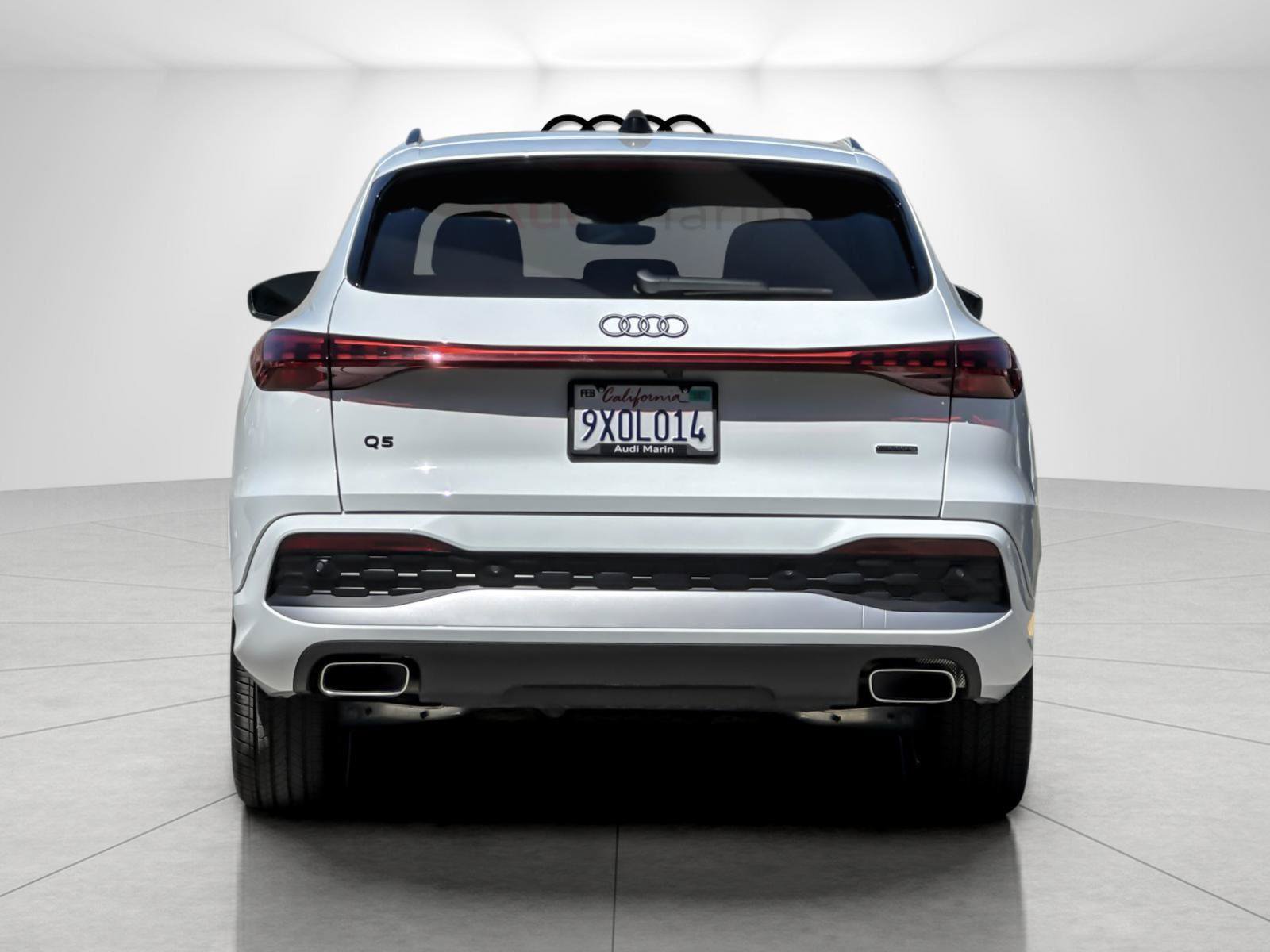 Used 2025 Audi Q5 Premium w/ Convenience Package AWD/4WD image 4