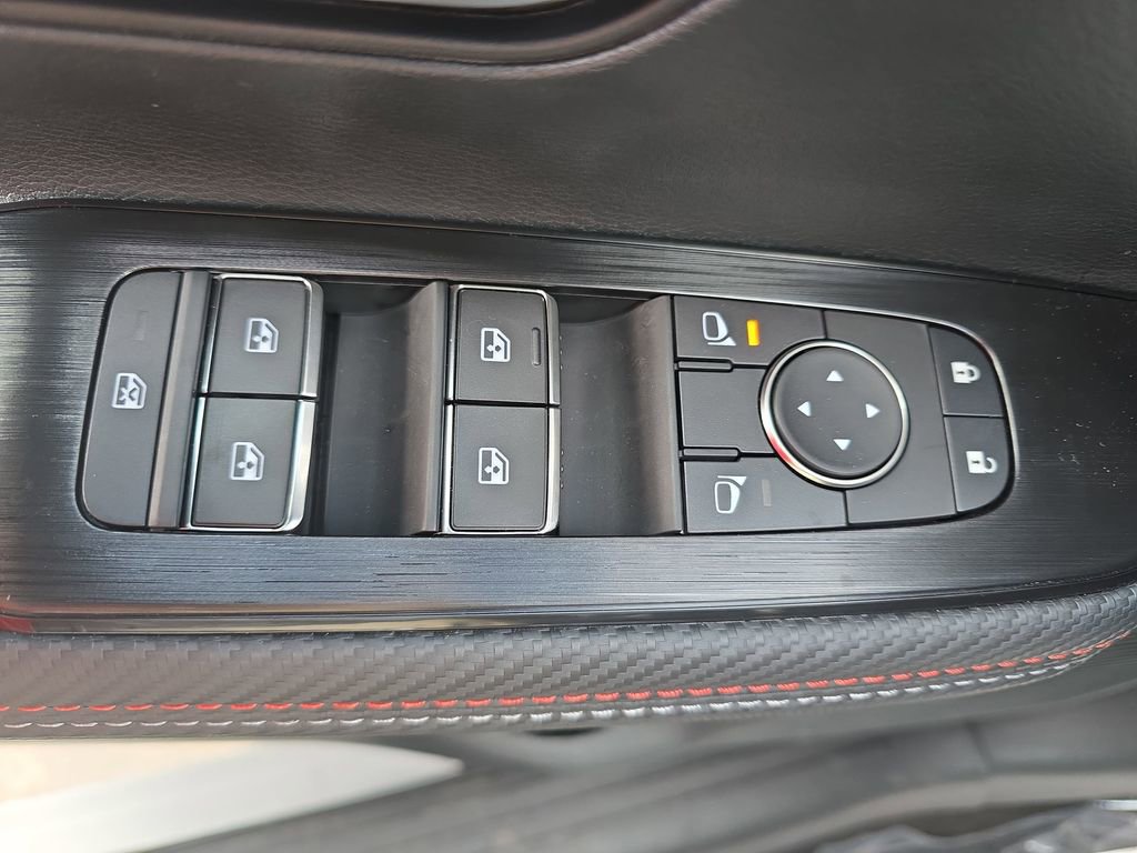 New 2026 Nissan Kicks SR FWD image 31