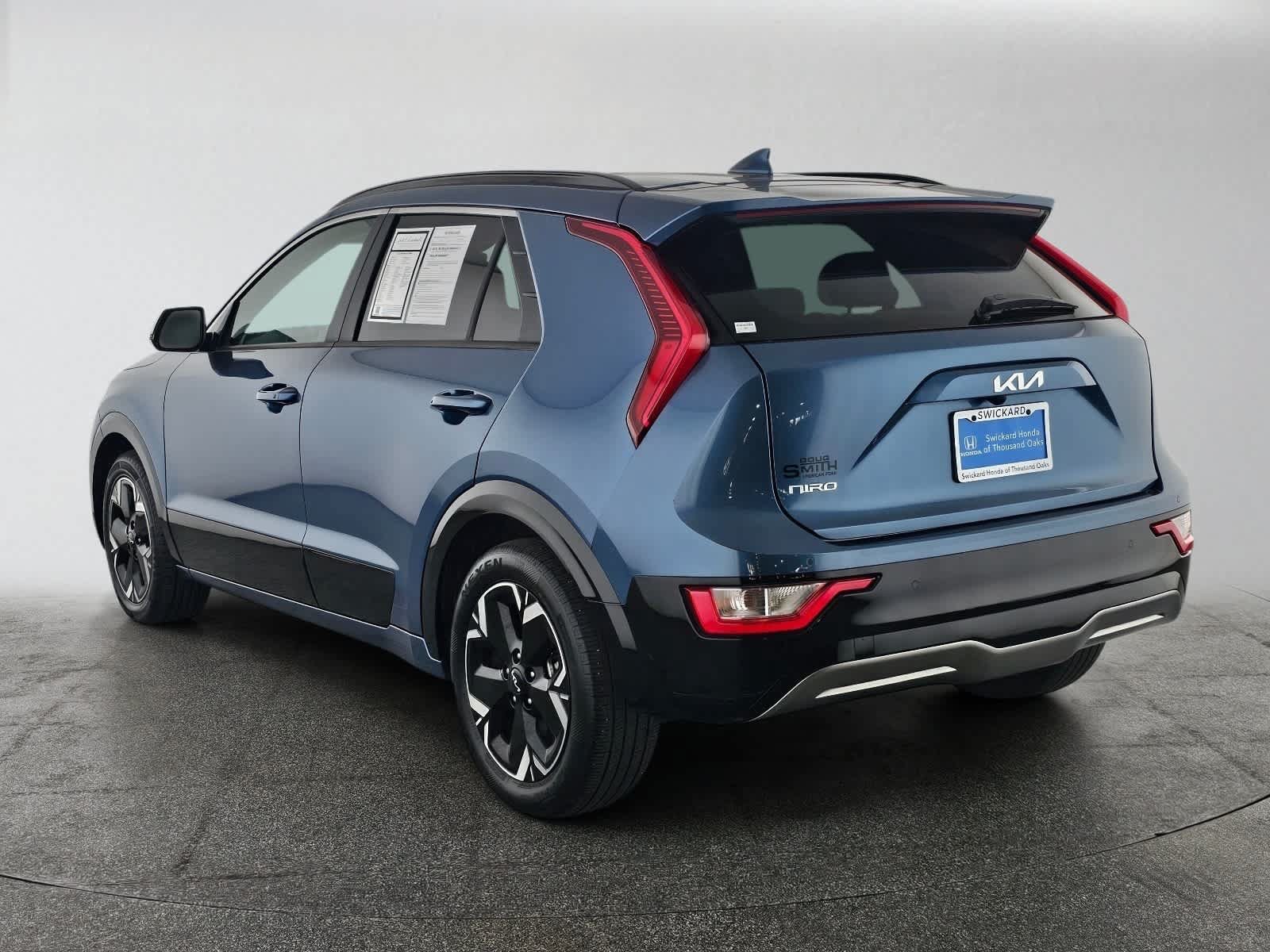 Used 2023 Kia Niro Wind w/ Wind Preserve Package FWD image 5