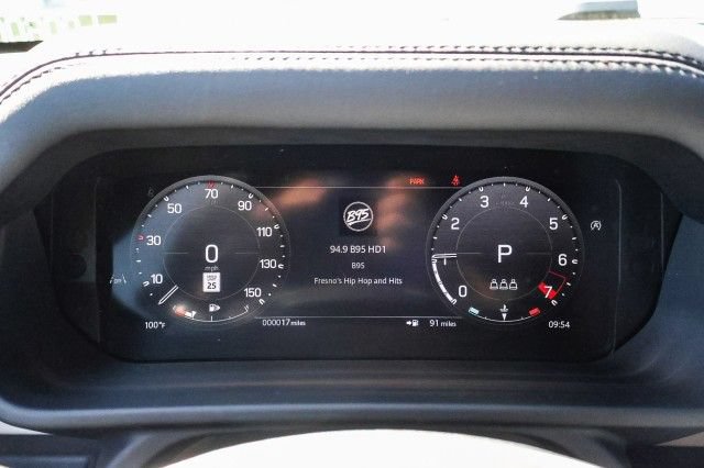 Certified 2025 Land Rover Defender 90 X-Dynamic SE AWD/4WD image 22