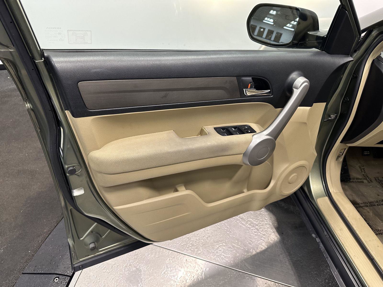 Used 2007 Honda CR-V EX image 12