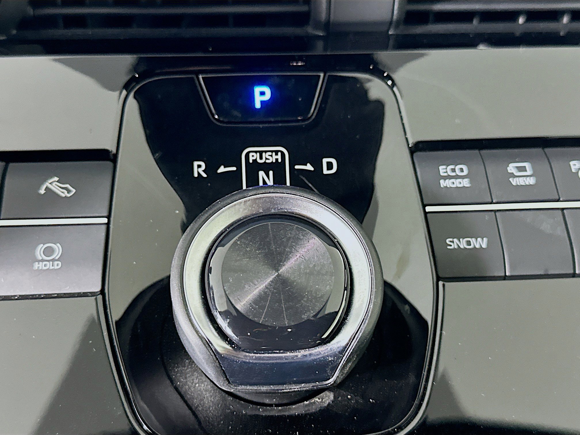 Used 2024 Toyota bZ4X FWD image 25