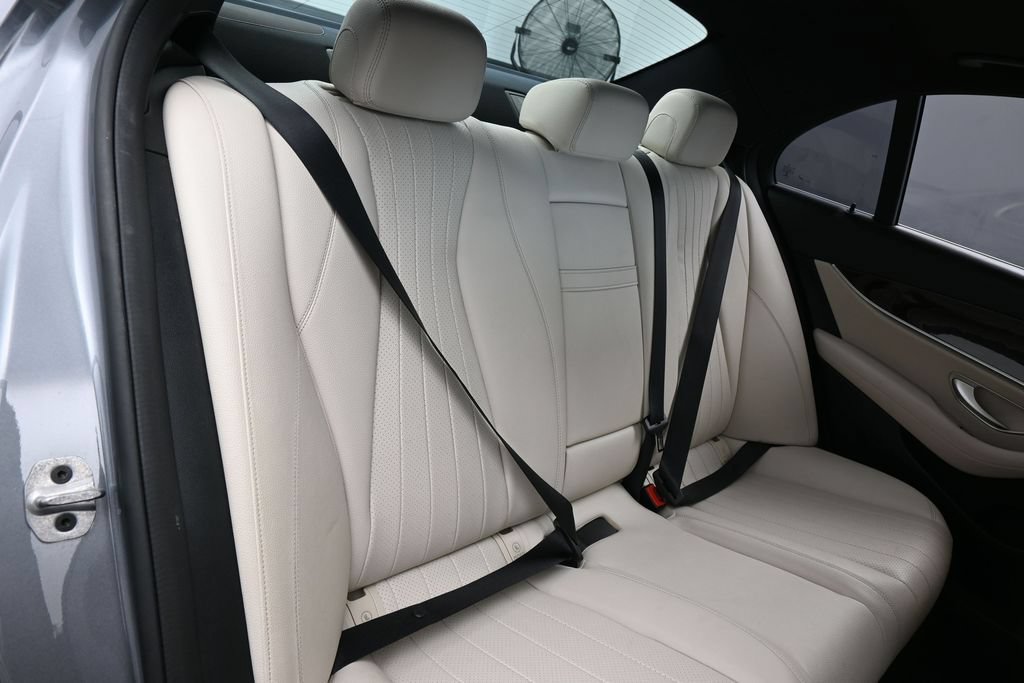 Used 2019 Mercedes-Benz E 300 image 41