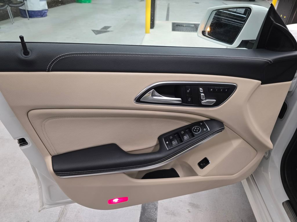 Used 2019 Mercedes-Benz CLA 250 4MATIC image 13