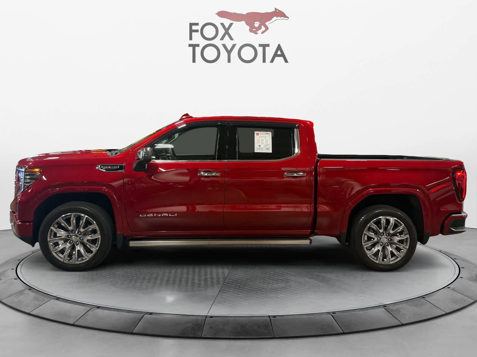 Used 2023 GMC Sierra 1500 Denali w/ Denali Reserve Package AWD/4WD image 3