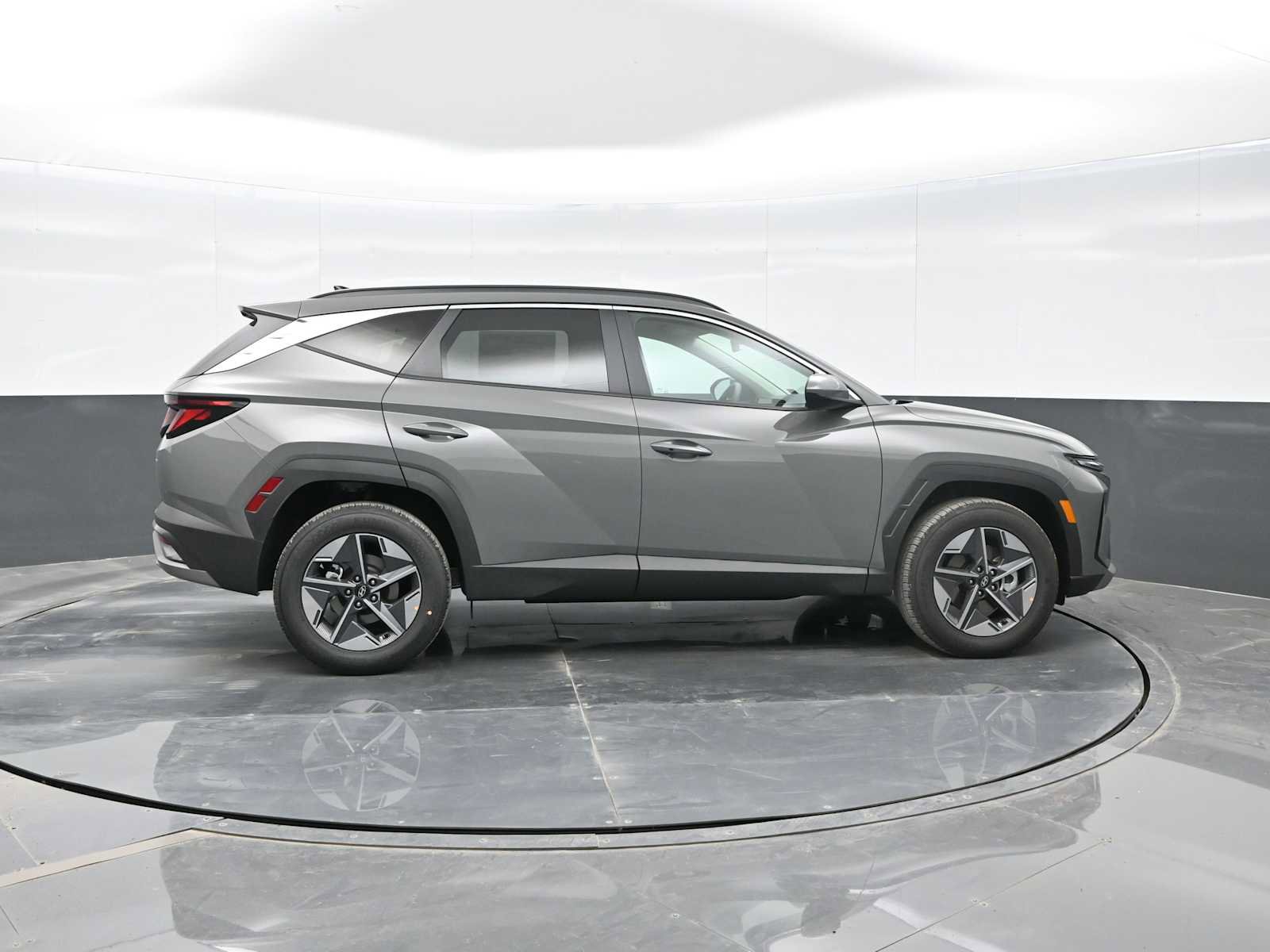 New 2026 Hyundai Tucson SEL image 8