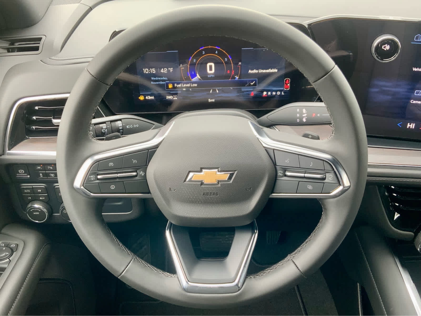 New 2026 Chevrolet Suburban LS image 38