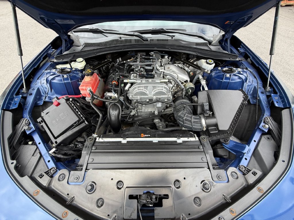 Used 2020 Chevrolet Camaro LS RWD image 24