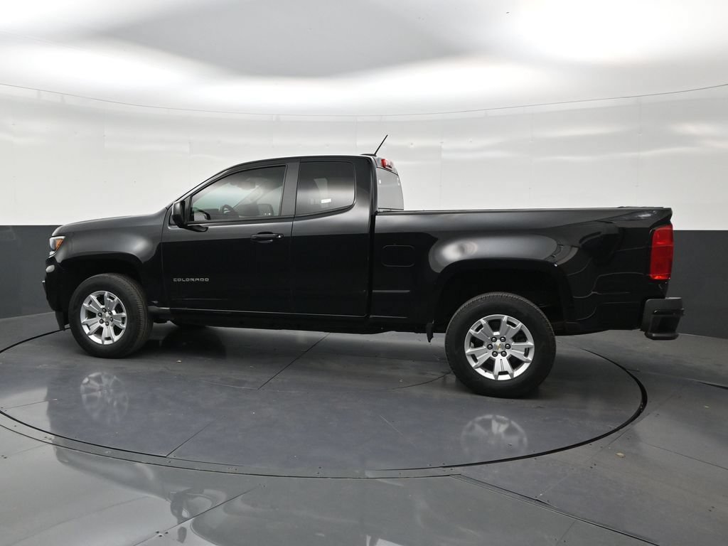 Used 2022 Chevrolet Colorado LT RWD image 2