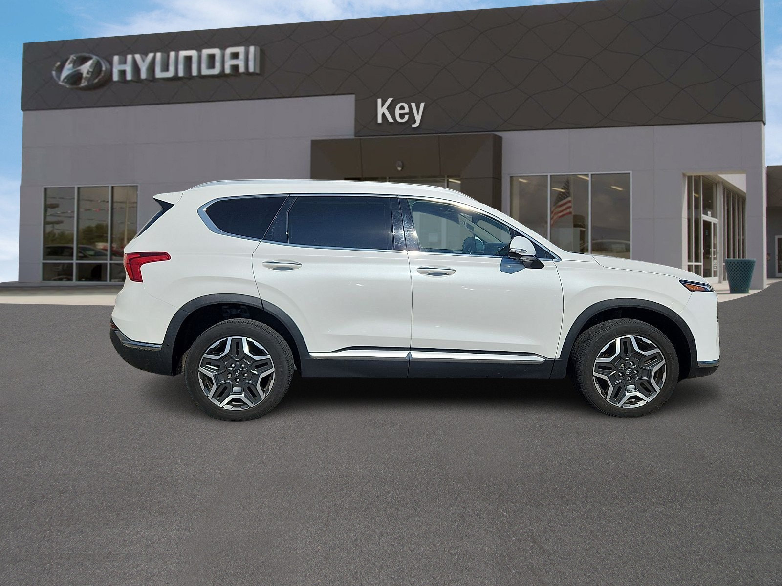 Used 2022 Hyundai Santa Fe Limited AWD/4WD image 3