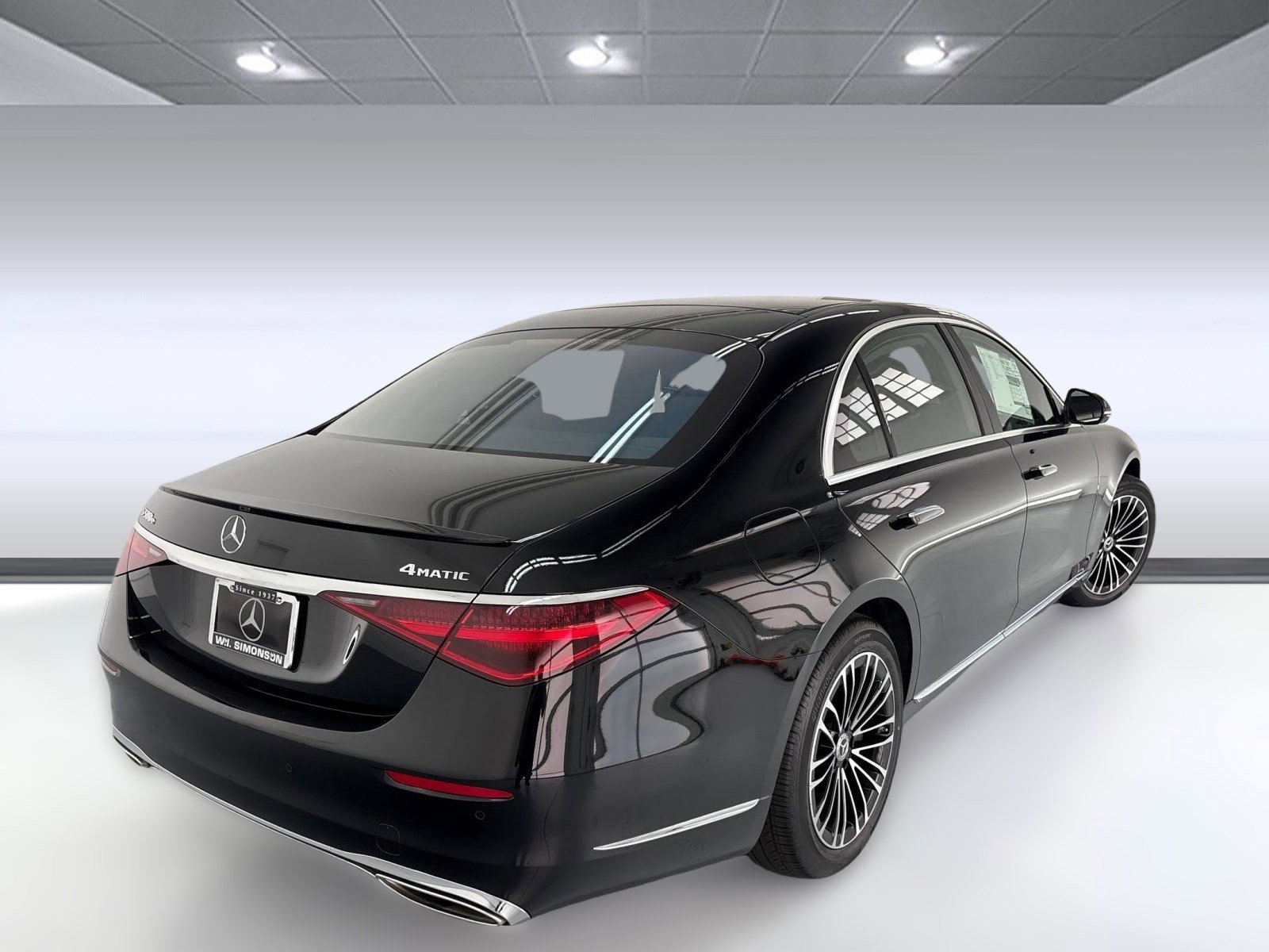 Used 2024 Mercedes-Benz S 580e 4MATIC Sedan image 5